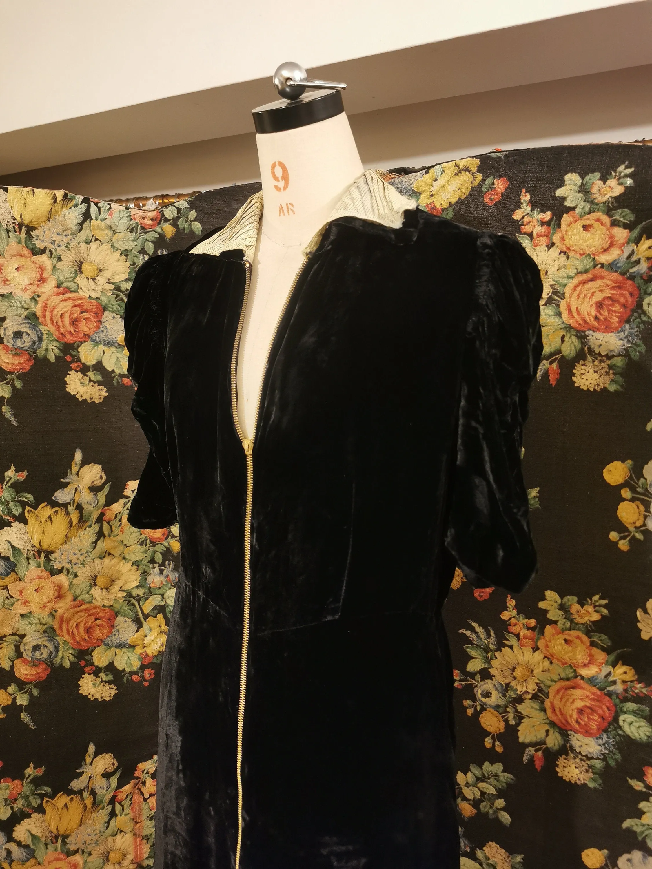 1940s black velvet dress