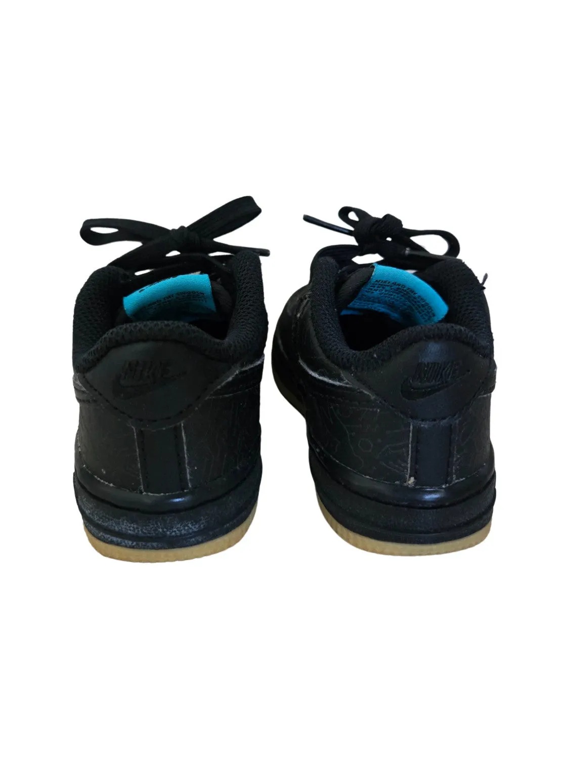 Nike Sneaker 18M - 2T (EU22)