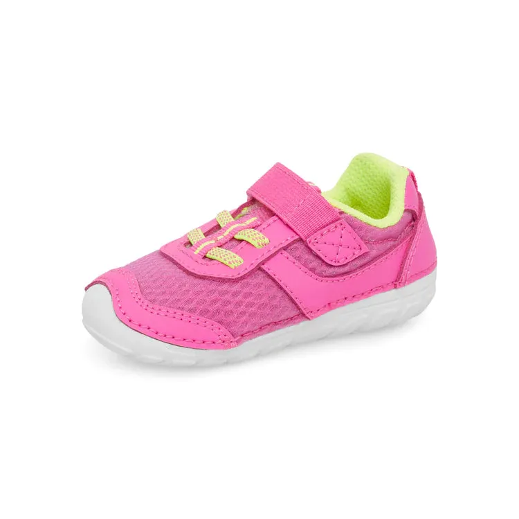 Stride Rite Soft Motion Zips Runner Sneaker