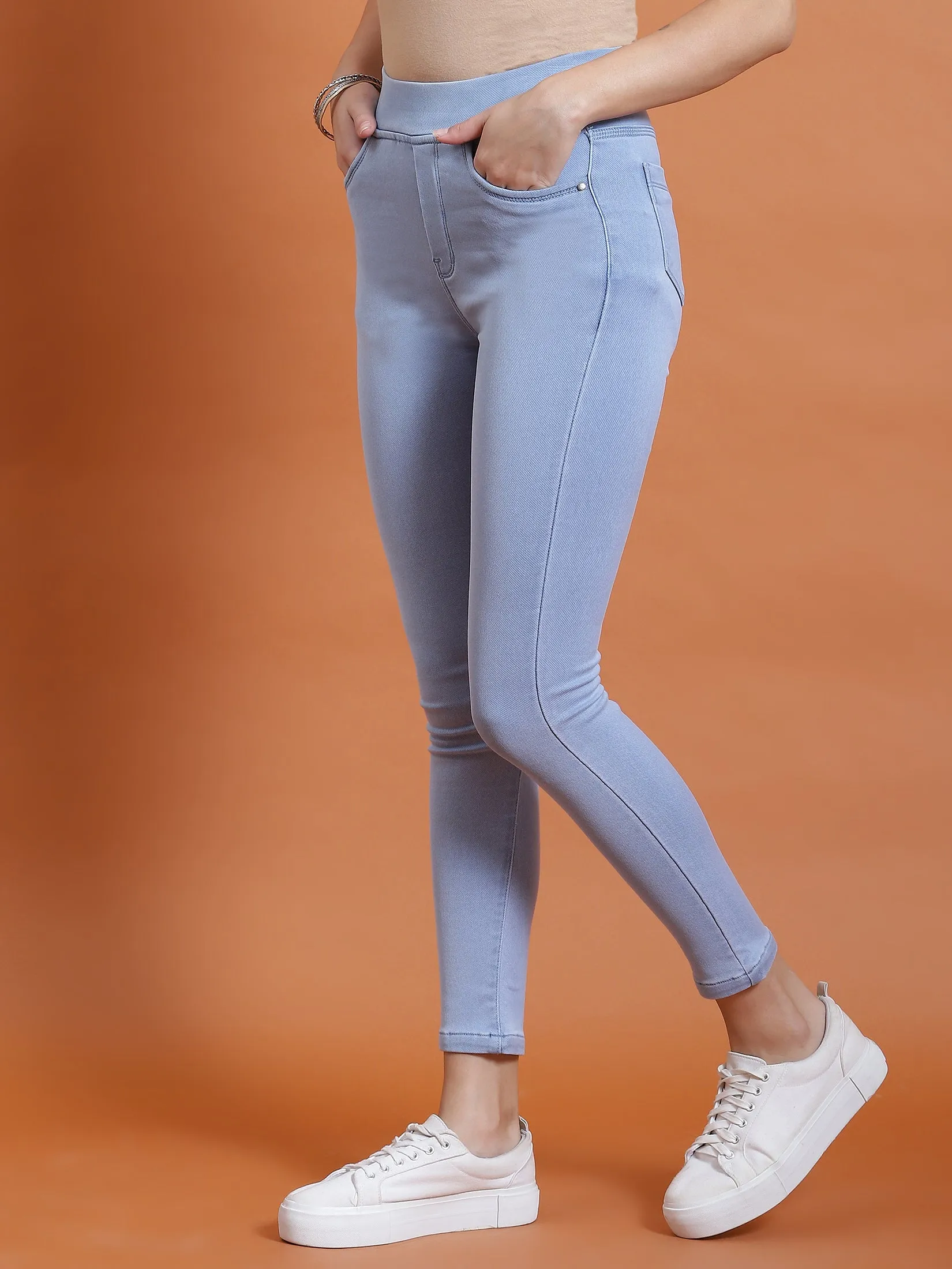 Women Blue Solid Narrow Jegging